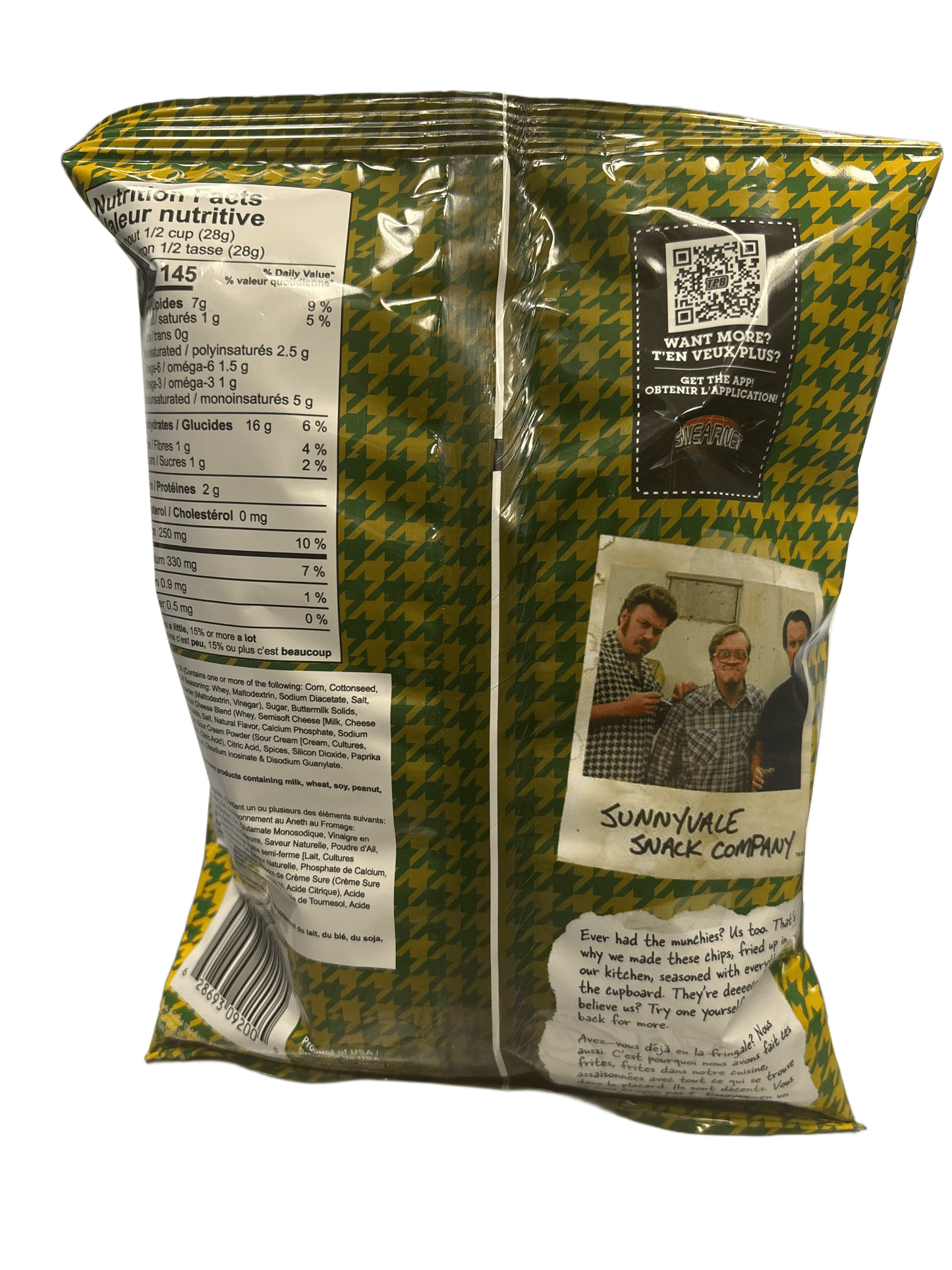 Back of a green houndstooth snack bag with nutrition facts, QR code, and Sunnyvale Snack Company branding.
