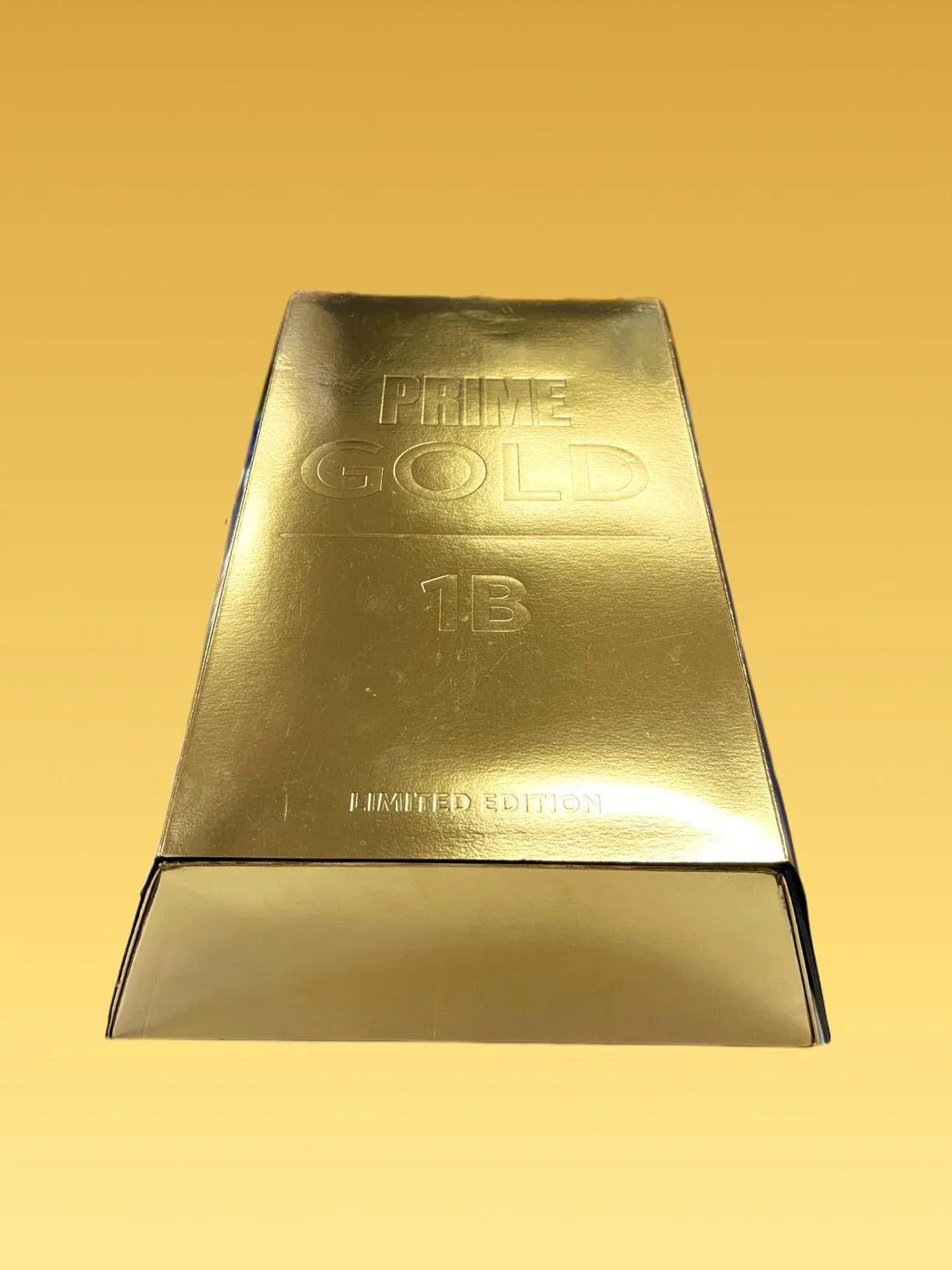 Prime Gold 1 Billion New York Vaulted Signed By Logan Paul - Extreme Snacks
