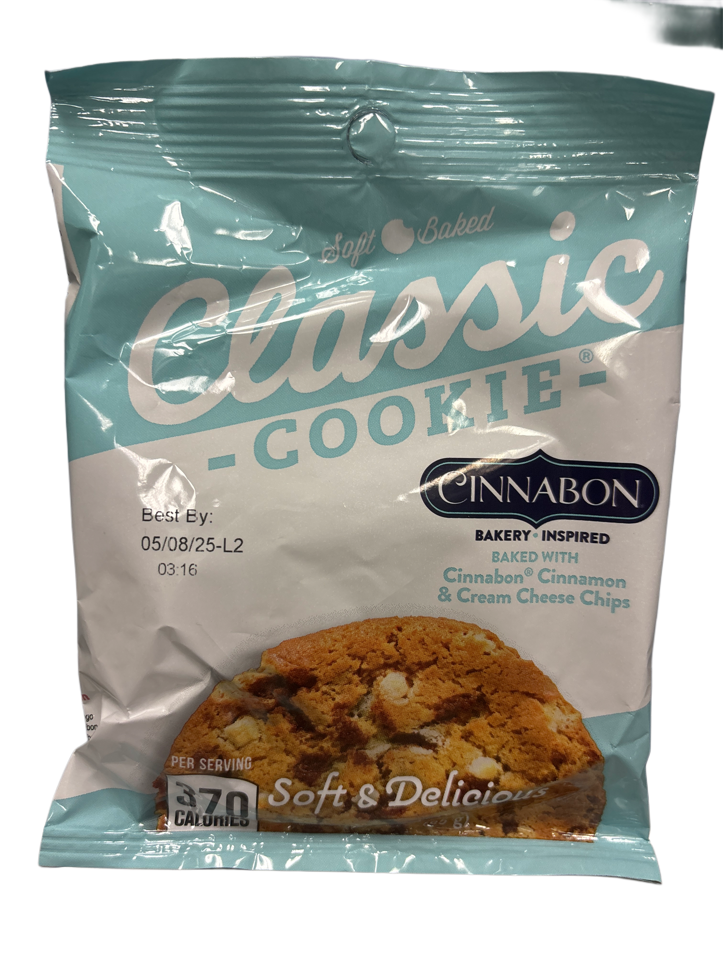 Classic Cookie Cinnabon Cinnamon & Cream Cheese Chips 85G